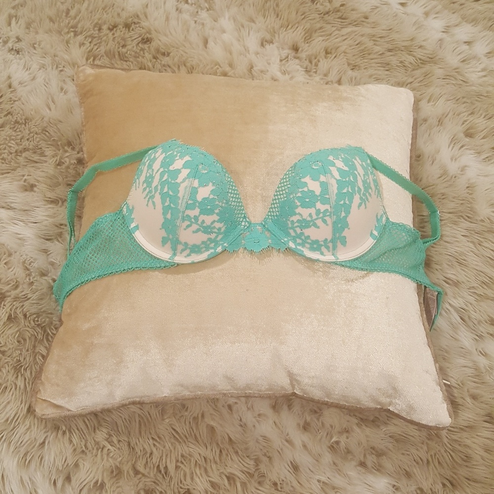 Victoria's Secret Dream Angel Bra